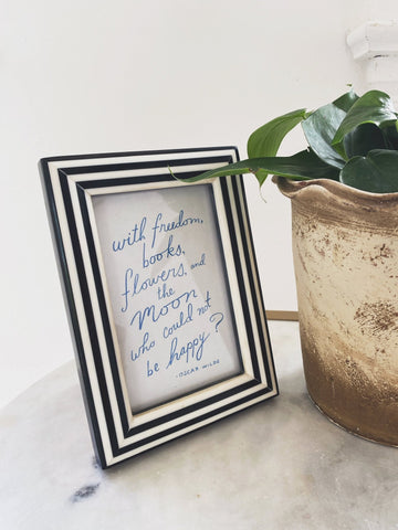 B&W Resin Photo Frame