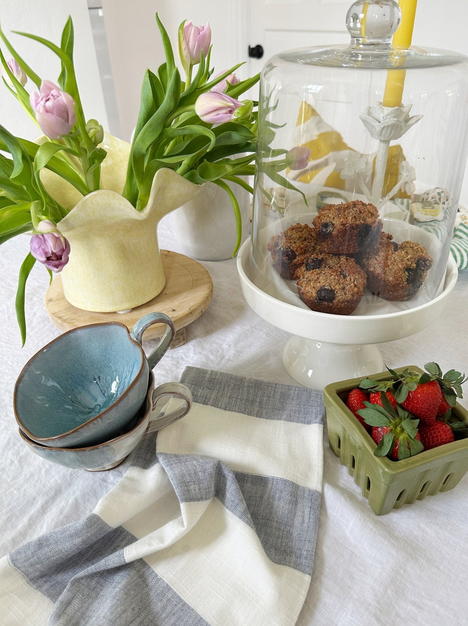 Cake Stand w/ Glass Cloche