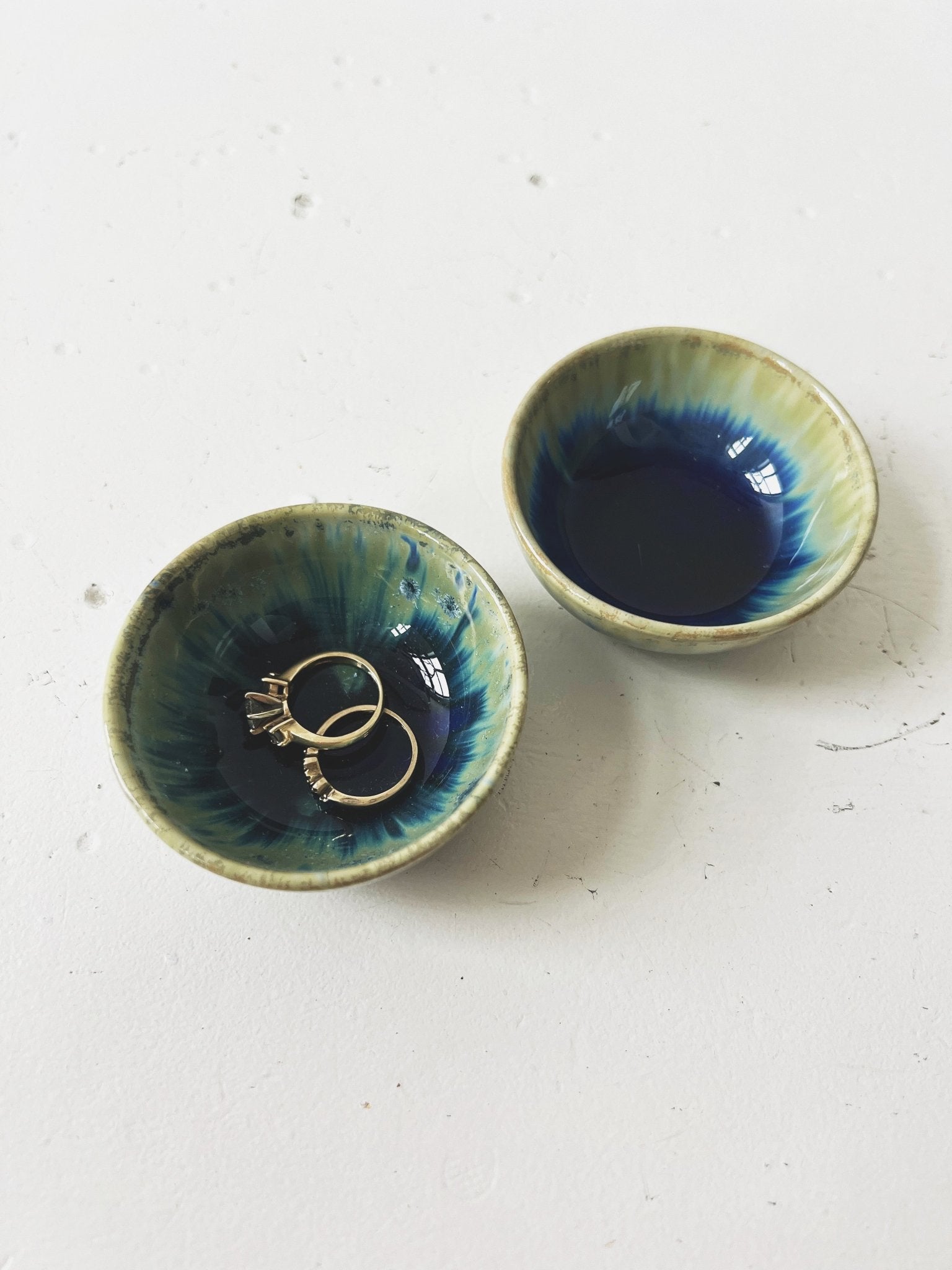 Crackle Glaze Stoneware Dish