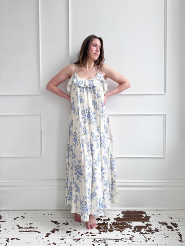 Floral Maxi Dress w/Ruffle