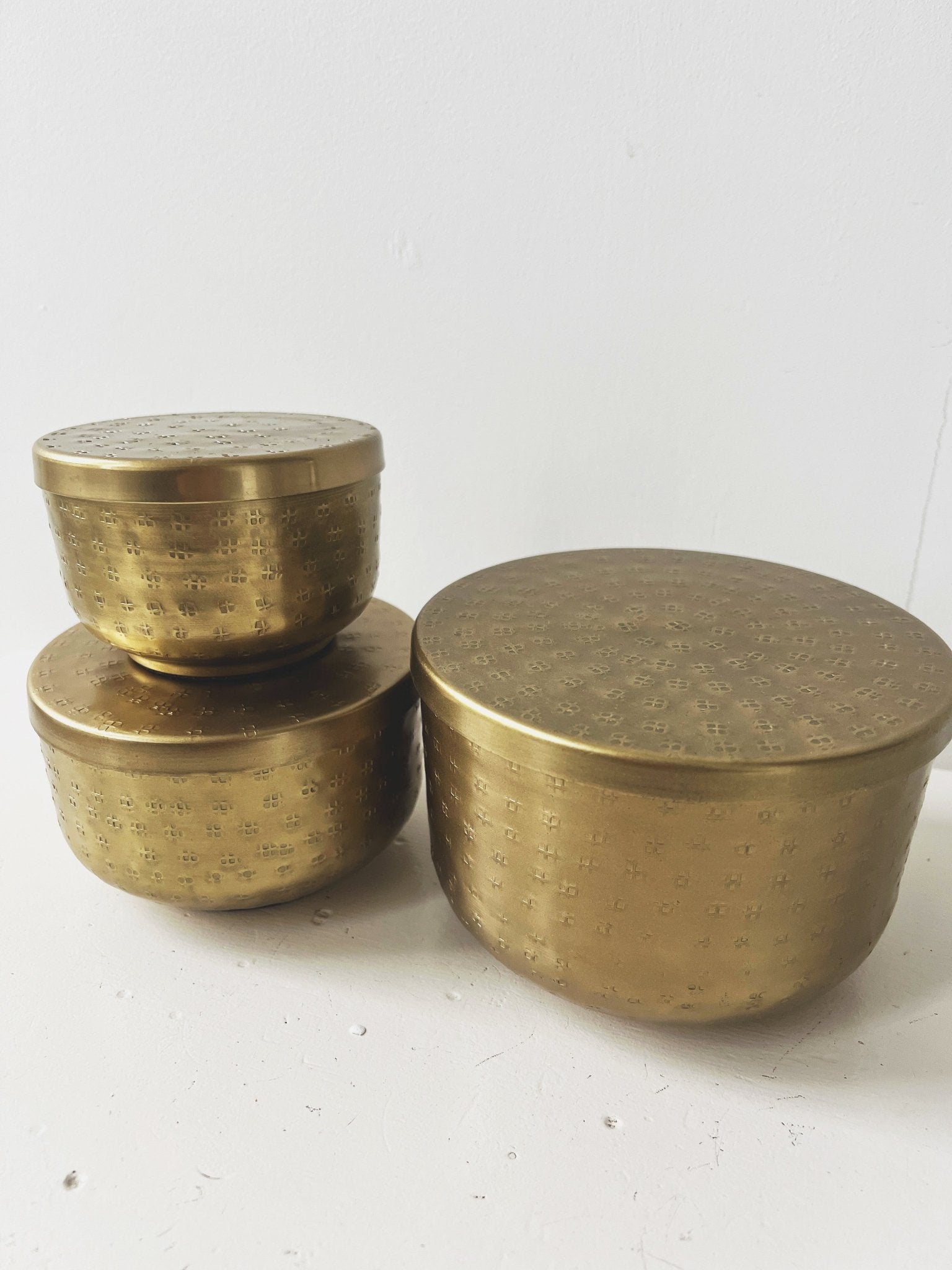 Hammered Aluminum Containers
