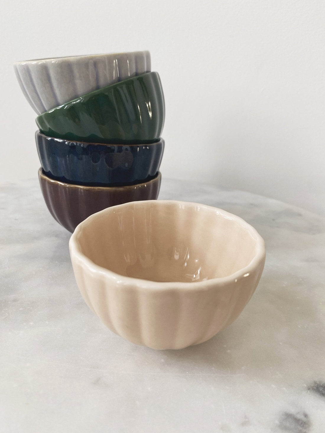 Mini Ribbed Stoneware Bowl