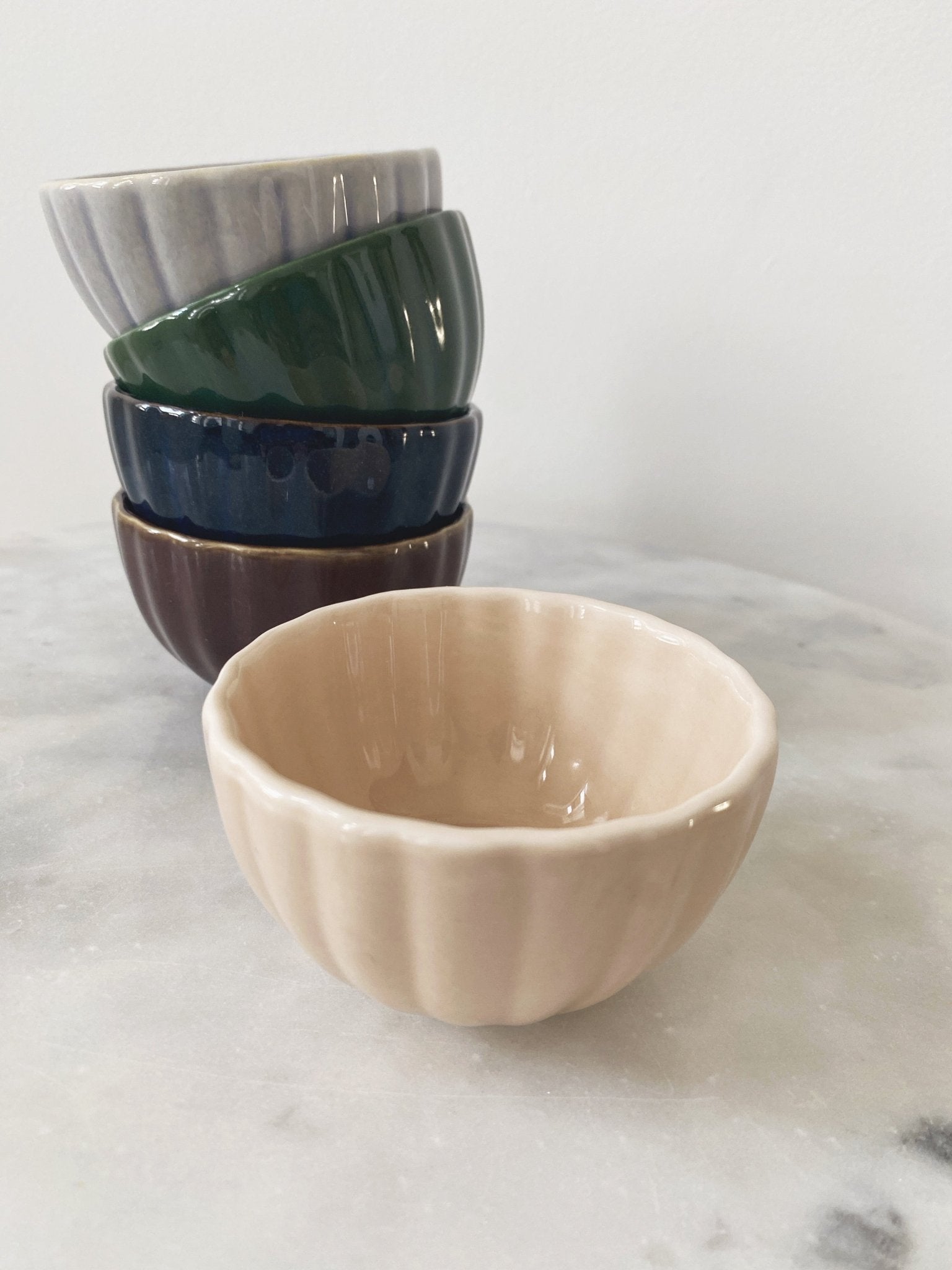 Mini Ribbed Stoneware Bowl