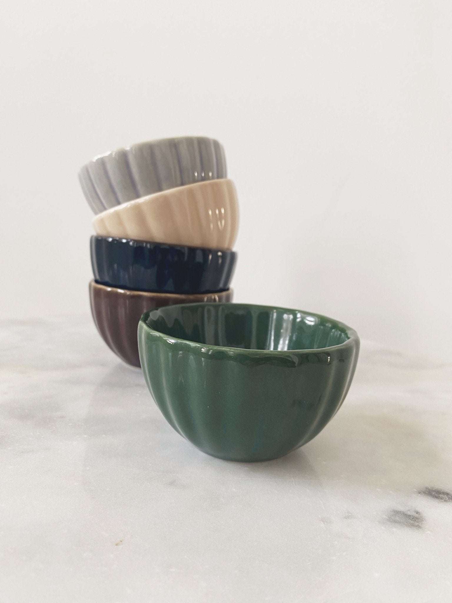 Mini Ribbed Stoneware Bowl