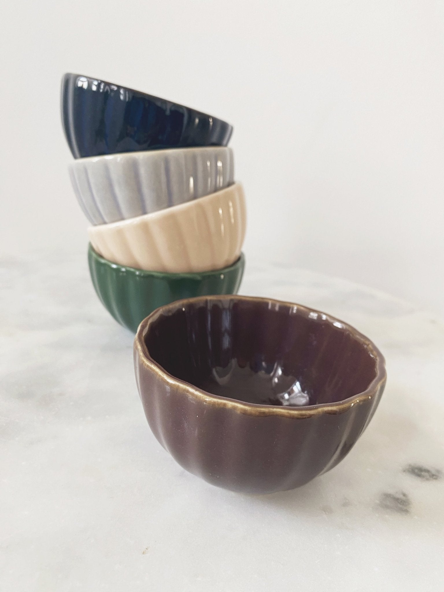 Mini Ribbed Stoneware Bowl