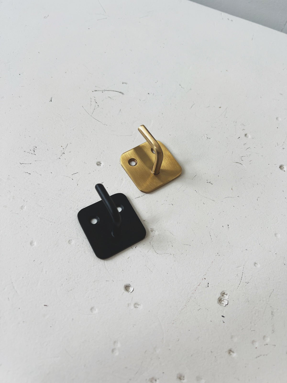 Plate Single Hook