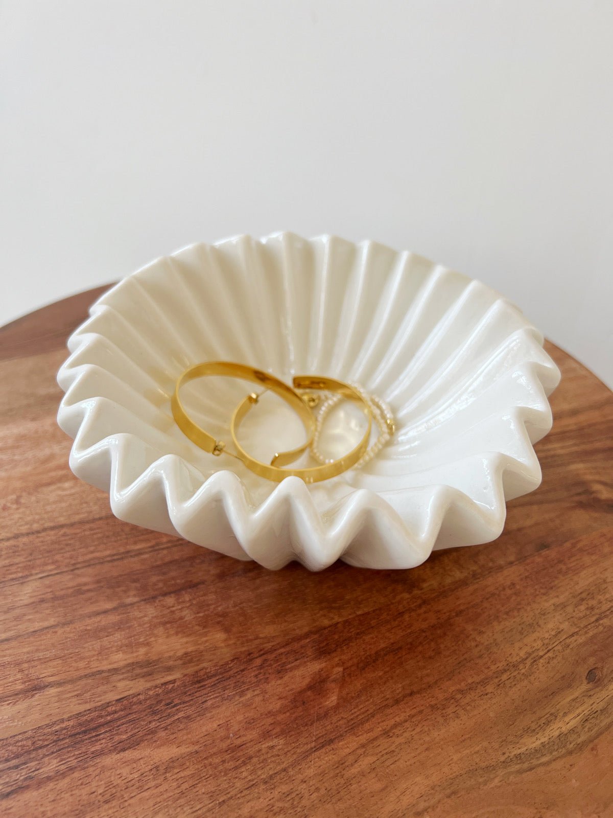 Stoneware Fluted Bowl