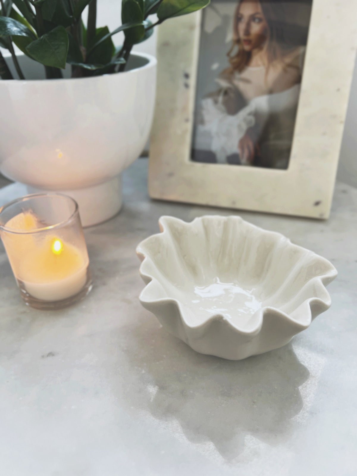 Stoneware Organic Fluted Bowl