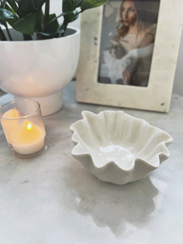 Stoneware Organic Fluted Bowl
