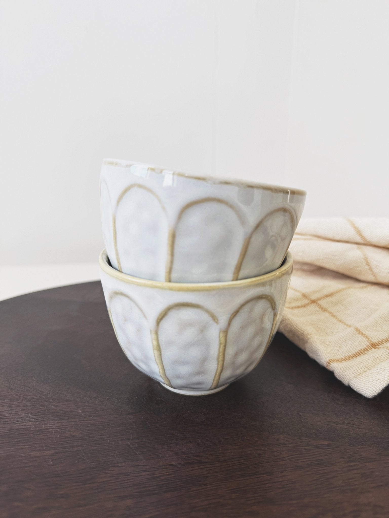 Stoneware Ribbed Bowl