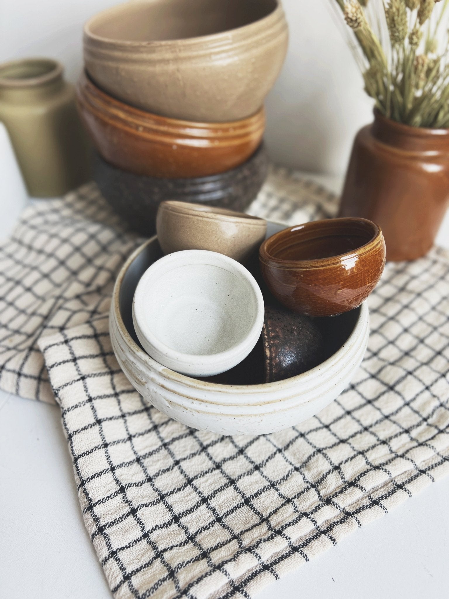 Stoneware Vintage Pinch Pot