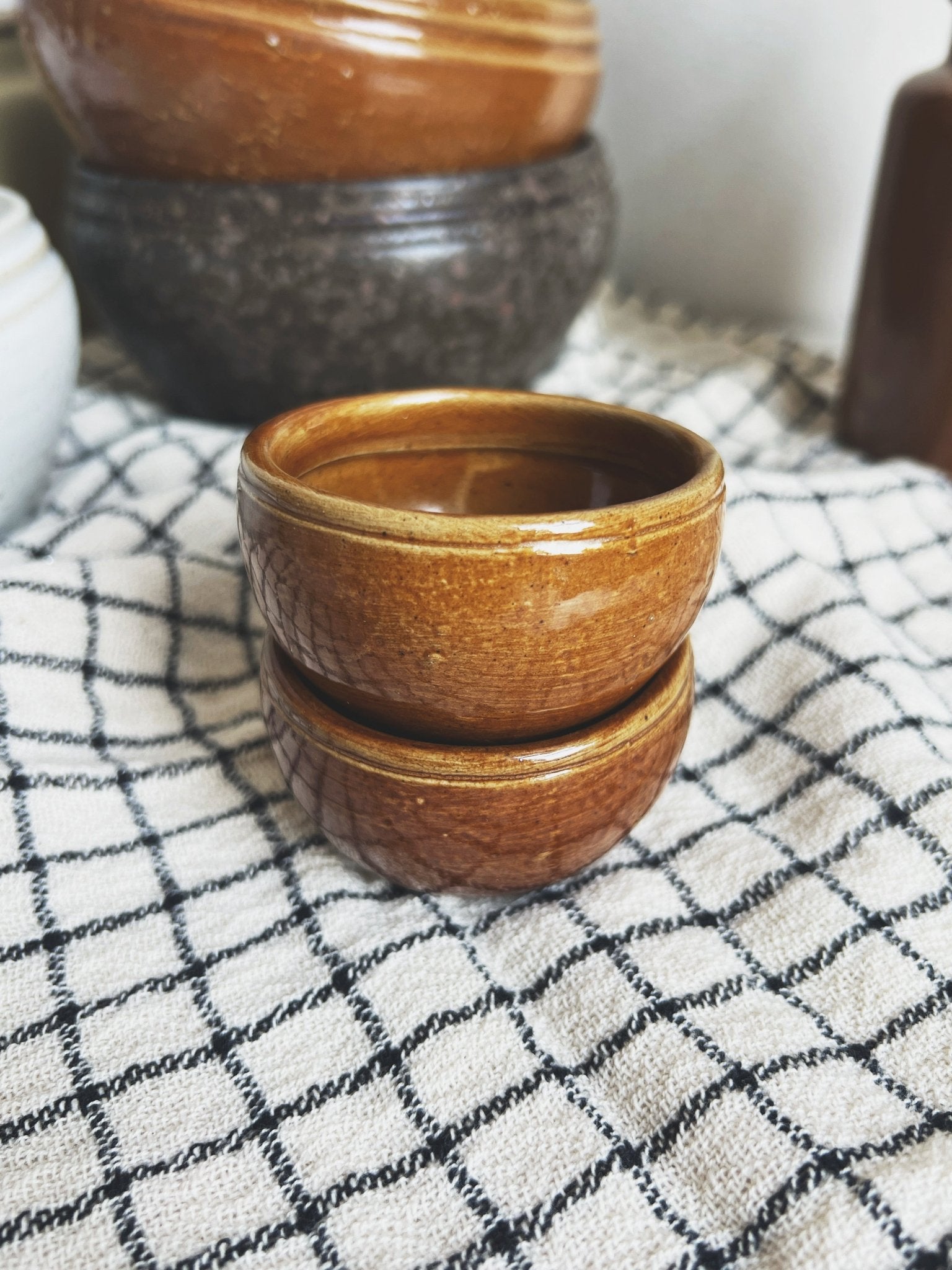 Stoneware Vintage Pinch Pot