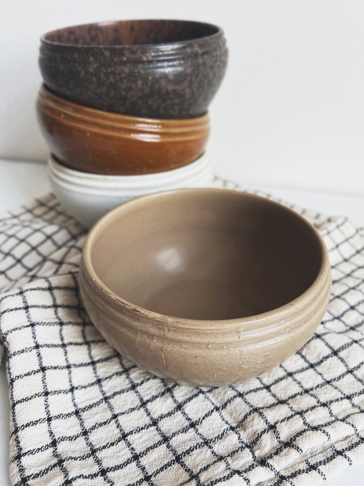 Stoneware Vintage Reproduction Bowl