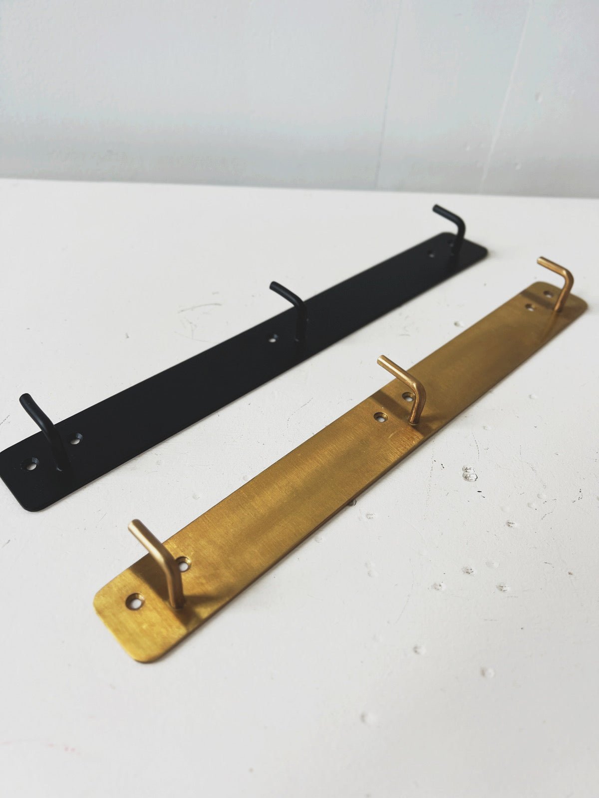 Triple Hook Plate