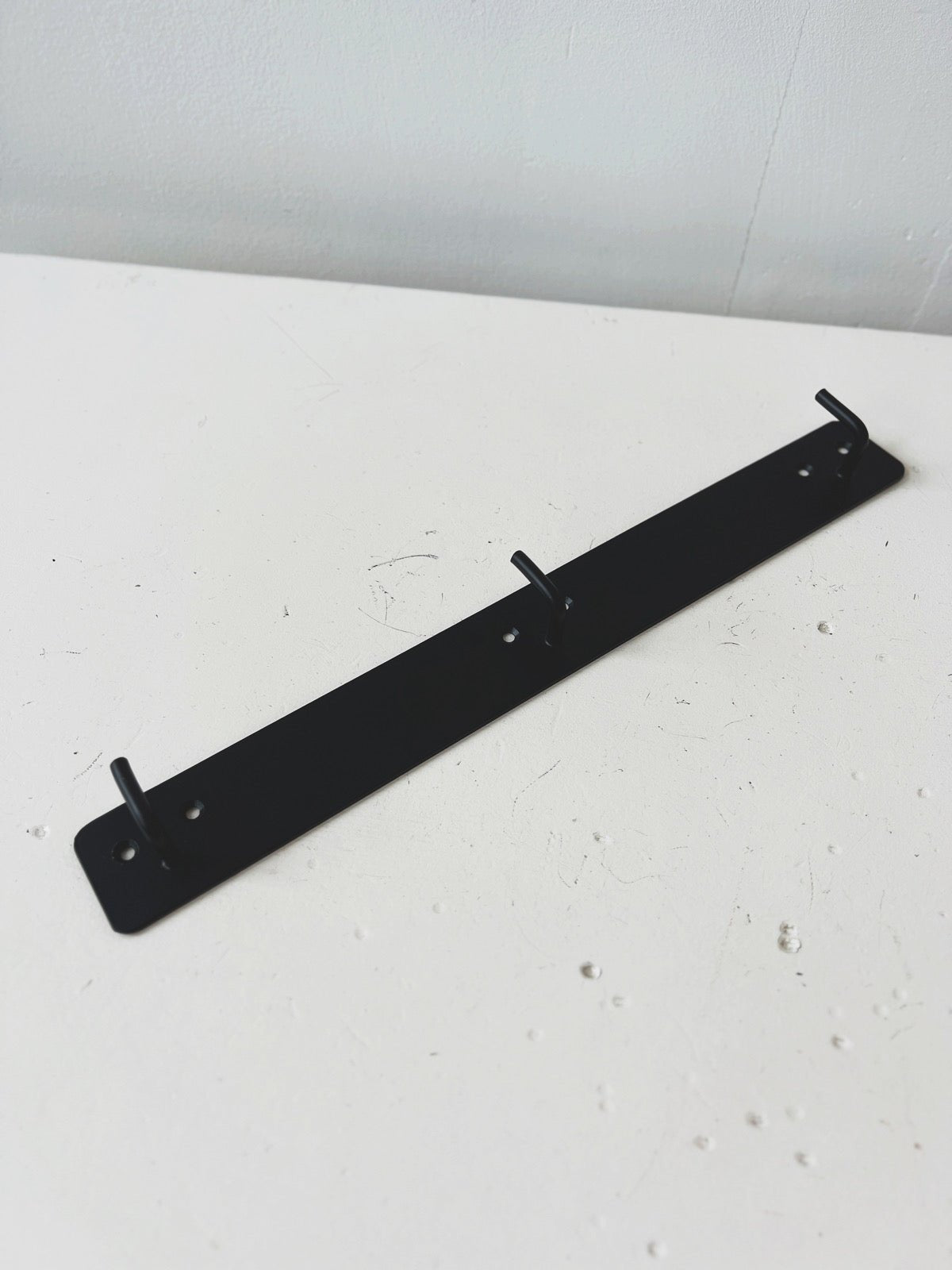 Triple Hook Plate